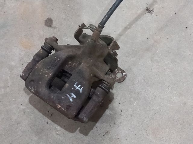 bontott FORD TRANSIT Jobb hátsó Féknyereg Munkahengerrel