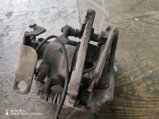 bontott FORD TRANSIT Jobb hátsó Féknyereg Munkahengerrel