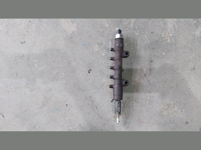 bontott FORD TRANSIT Közösnyomócső