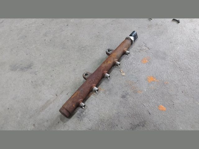 bontott FORD TRANSIT Közösnyomócső