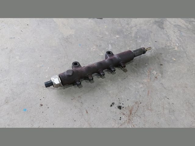 bontott FORD TRANSIT Közösnyomócső