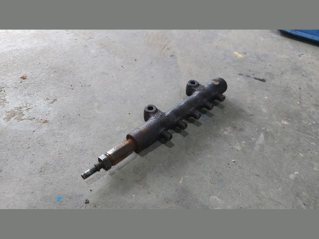 bontott FORD TRANSIT Közösnyomócső