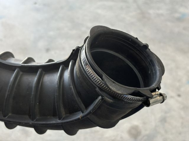 bontott FORD TRANSIT Légbeömlő Cső