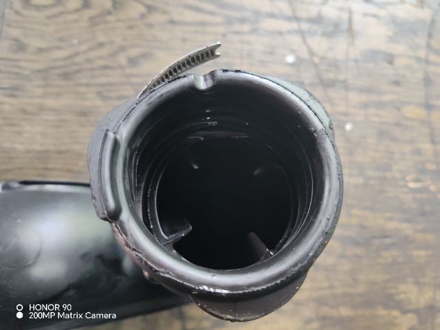 bontott FORD TRANSIT Légbeömlő Cső