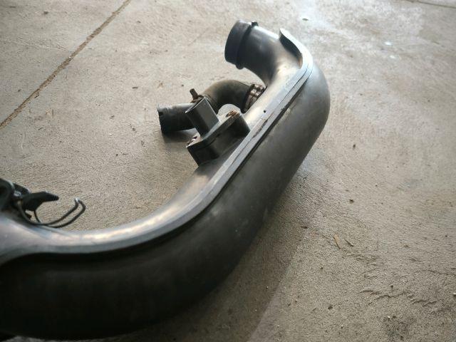 bontott FORD TRANSIT Légbeömlő Cső