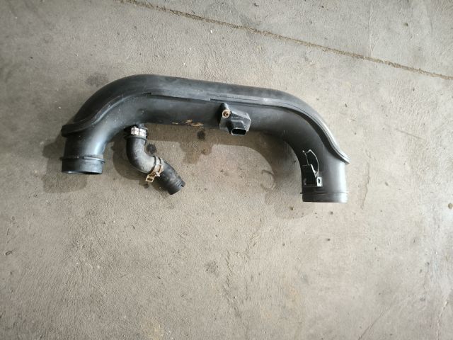 bontott FORD TRANSIT Légbeömlő Cső