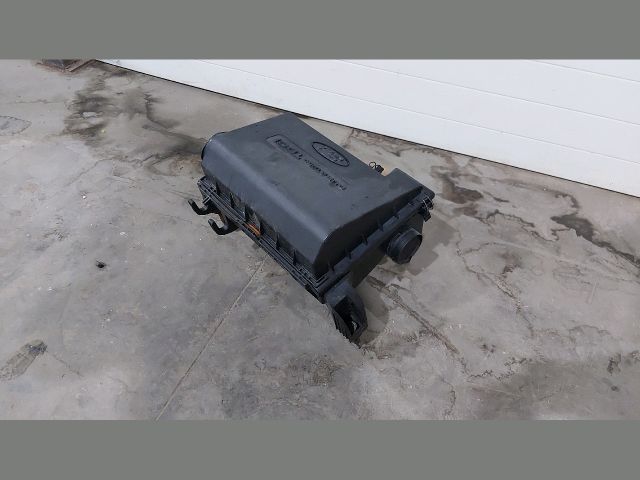 bontott FORD TRANSIT Légszűrő Ház