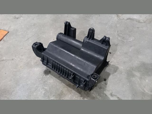 bontott FORD TRANSIT Légszűrő Ház