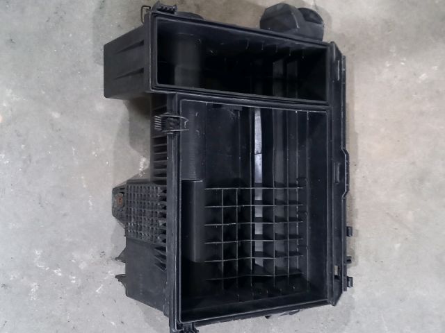 bontott FORD TRANSIT Légszűrő Ház