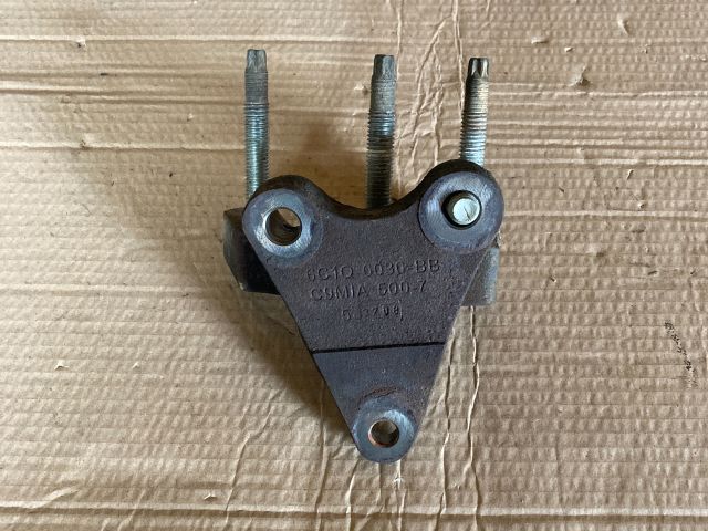 bontott FORD TRANSIT Motor Tartó Bak (Fém)