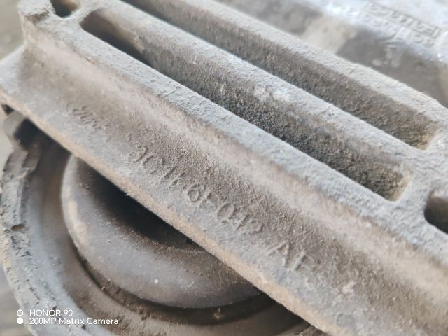 bontott FORD TRANSIT Motor Tartó Bak (Fém)