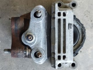 bontott FORD TRANSIT Motor Tartó Bak (Fém)