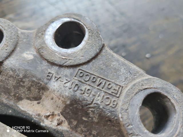 bontott FORD TRANSIT Motor Tartó Bak (Fém)