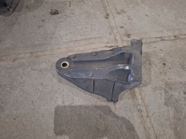 bontott FORD TRANSIT Motor Tartó Bak (Fém)