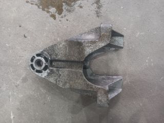 bontott FORD TRANSIT Motor Tartó Bak Jobb