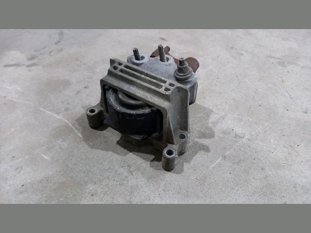 bontott FORD TRANSIT Motor Tartó Bak (Pozíciófüggetlen)