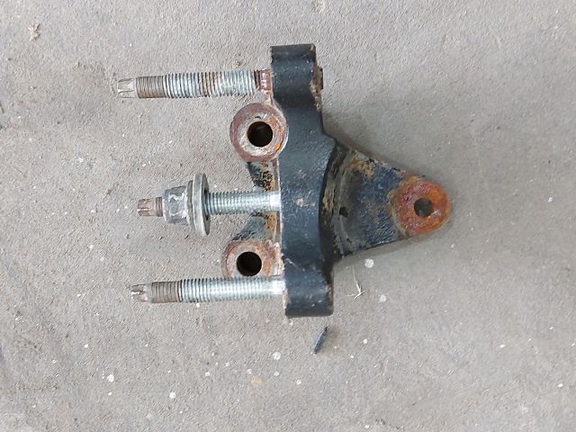 bontott FORD TRANSIT Motor Tartó Bak (Pozíciófüggetlen)