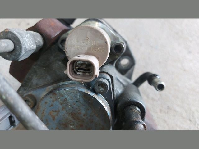 bontott FORD TRANSIT Nagynyomású Szivattyú