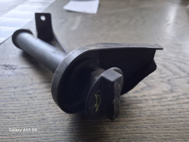 bontott FORD TRANSIT Olaj Beöntő Cső