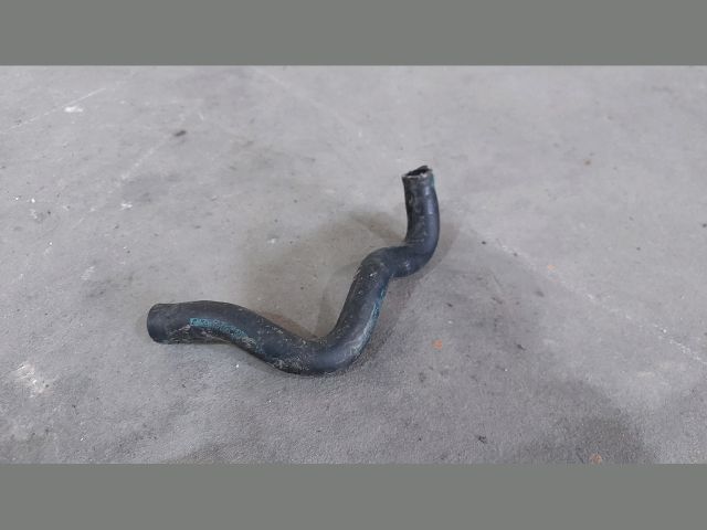 bontott FORD TRANSIT Olajhűtő Vízcső (Bemenő)