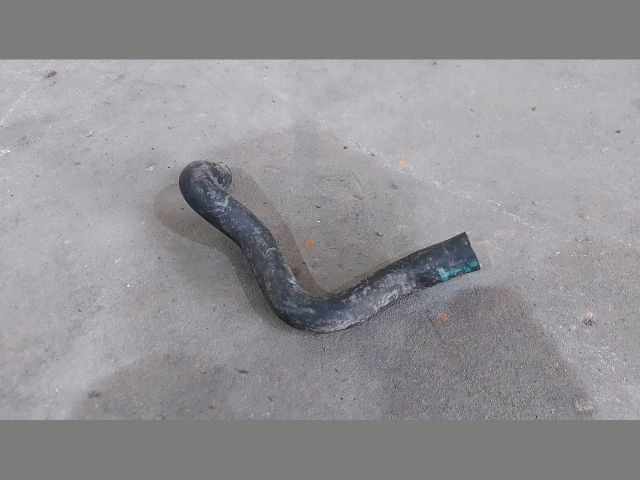 bontott FORD TRANSIT Olajhűtő Vízcső (Bemenő)