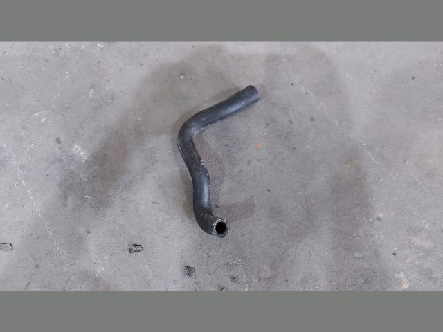 bontott FORD TRANSIT Olajhűtő Vízcső (Bemenő)