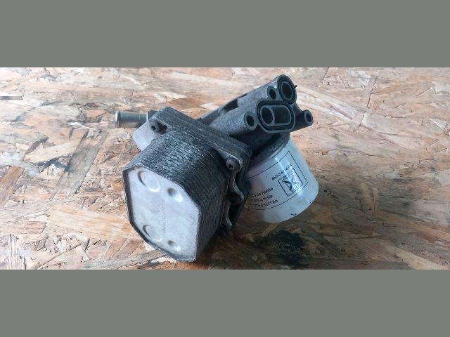 bontott FORD TRANSIT Olajhűtő