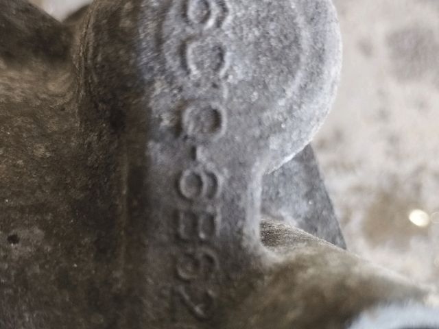 bontott FORD TRANSIT Olajszűrő Ház