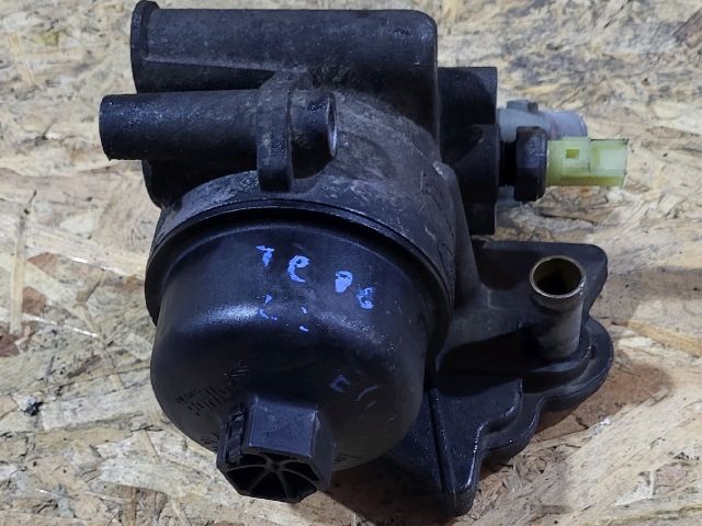 bontott FORD TRANSIT Olajszűrő Ház