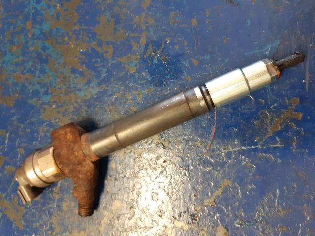 bontott FORD TRANSIT Porlasztó (1 db)