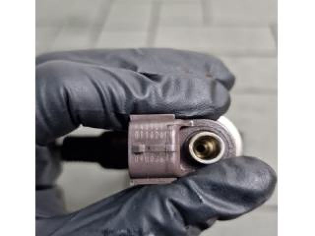 bontott FORD TRANSIT Porlasztó (1 db)