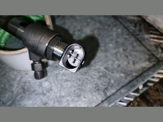 bontott FORD TRANSIT Porlasztó (1 db)