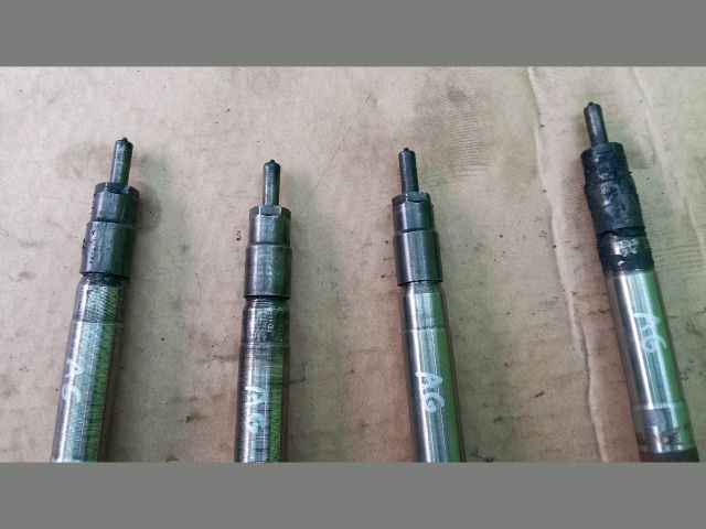 bontott FORD TRANSIT Porlasztó (1 db)