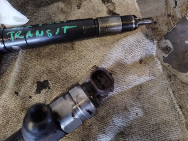 bontott FORD TRANSIT Porlasztó (1 db)