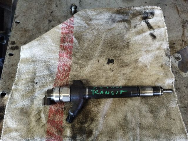 bontott FORD TRANSIT Porlasztó (1 db)