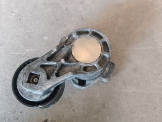 bontott FORD TRANSIT Szíjfeszítő Görgő