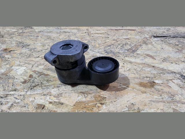 bontott FORD TRANSIT Szíjfeszítő Görgő