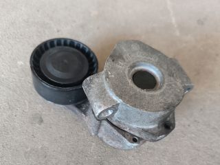 bontott FORD TRANSIT Szíjfeszítő Görgő
