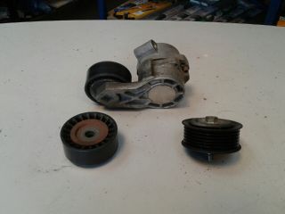 bontott FORD TRANSIT Szíjfeszítő Görgő