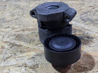 bontott FORD TRANSIT Szíjfeszítő Görgő