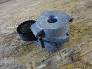 bontott FORD TRANSIT Szíjfeszítő Görgő