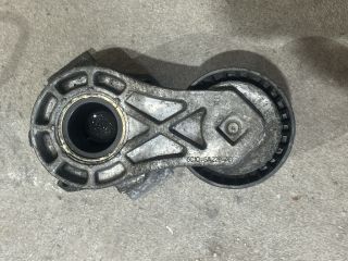 bontott FORD TRANSIT Szíjfeszítő Görgő