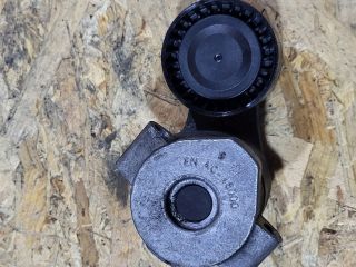 bontott FORD TRANSIT Szíjfeszítő Görgő