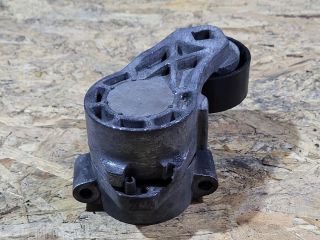 bontott FORD TRANSIT Szíjfeszítő Görgő