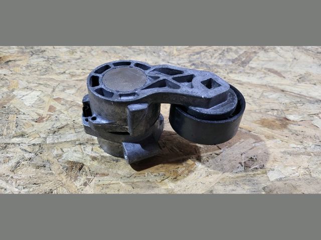 bontott FORD TRANSIT Szíjfeszítő Görgő