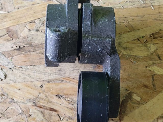 bontott FORD TRANSIT Szíjfeszítő Görgő