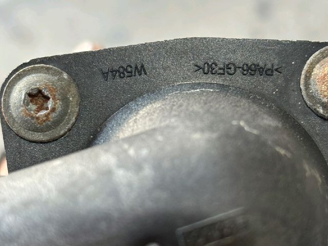 bontott FORD TRANSIT Termosztátház