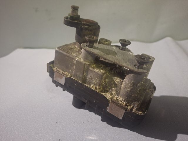 bontott FORD TRANSIT Turbó Vezérlőegység