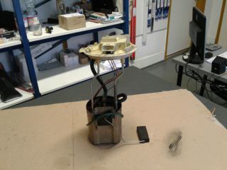 bontott FORD TRANSIT Üzemanyag Szivattyú