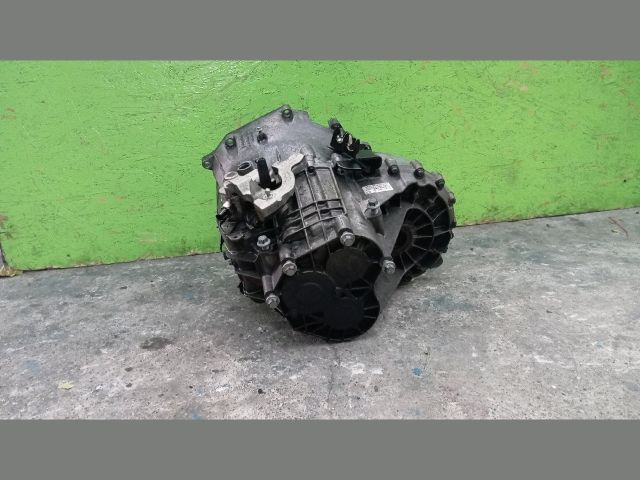 bontott FORD TRANSIT Váltó (Mechanikus)